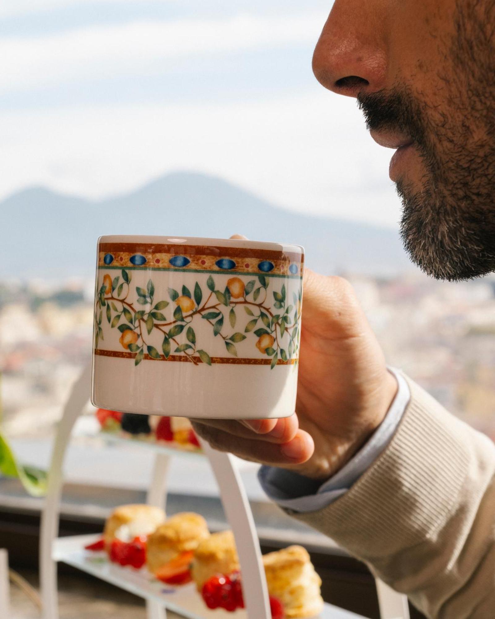 De Bonart Naples, Curio Collection By Hilton 5* Nápoles