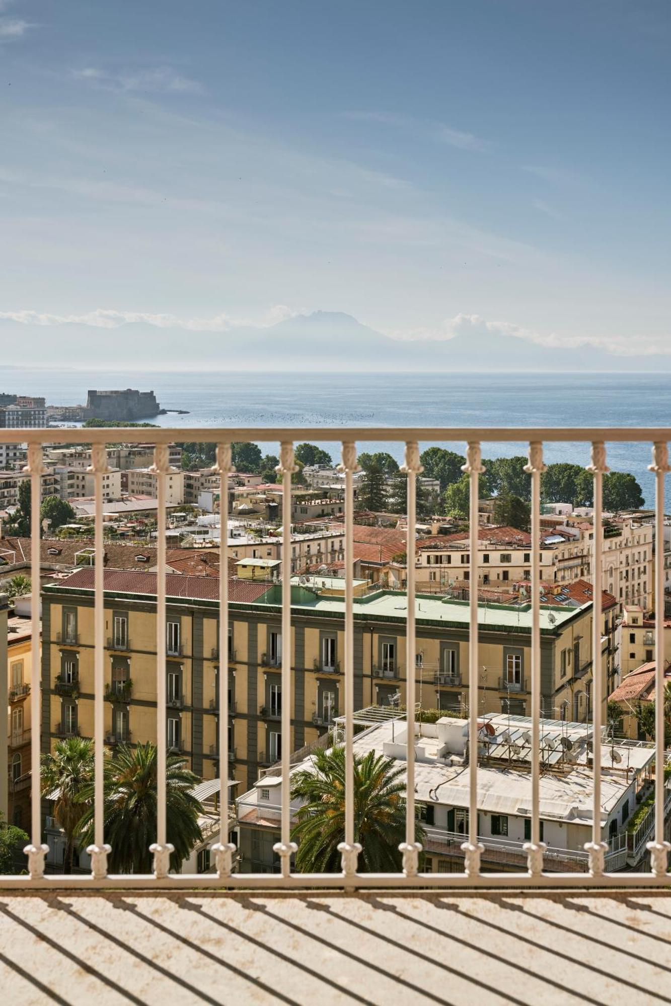 De Bonart Naples, Curio Collection By Hilton Hotel Naples
