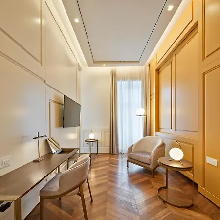 De Bonart Naples, Curio Collection By Hilton Hotel Exterior photo